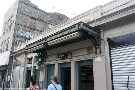 18 Av. Station Accommodation .